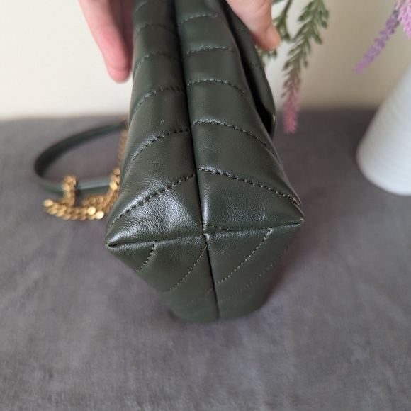 Tory Burch Small Dark Green Kira Chevron Crossbody - Picture 6 of 9
